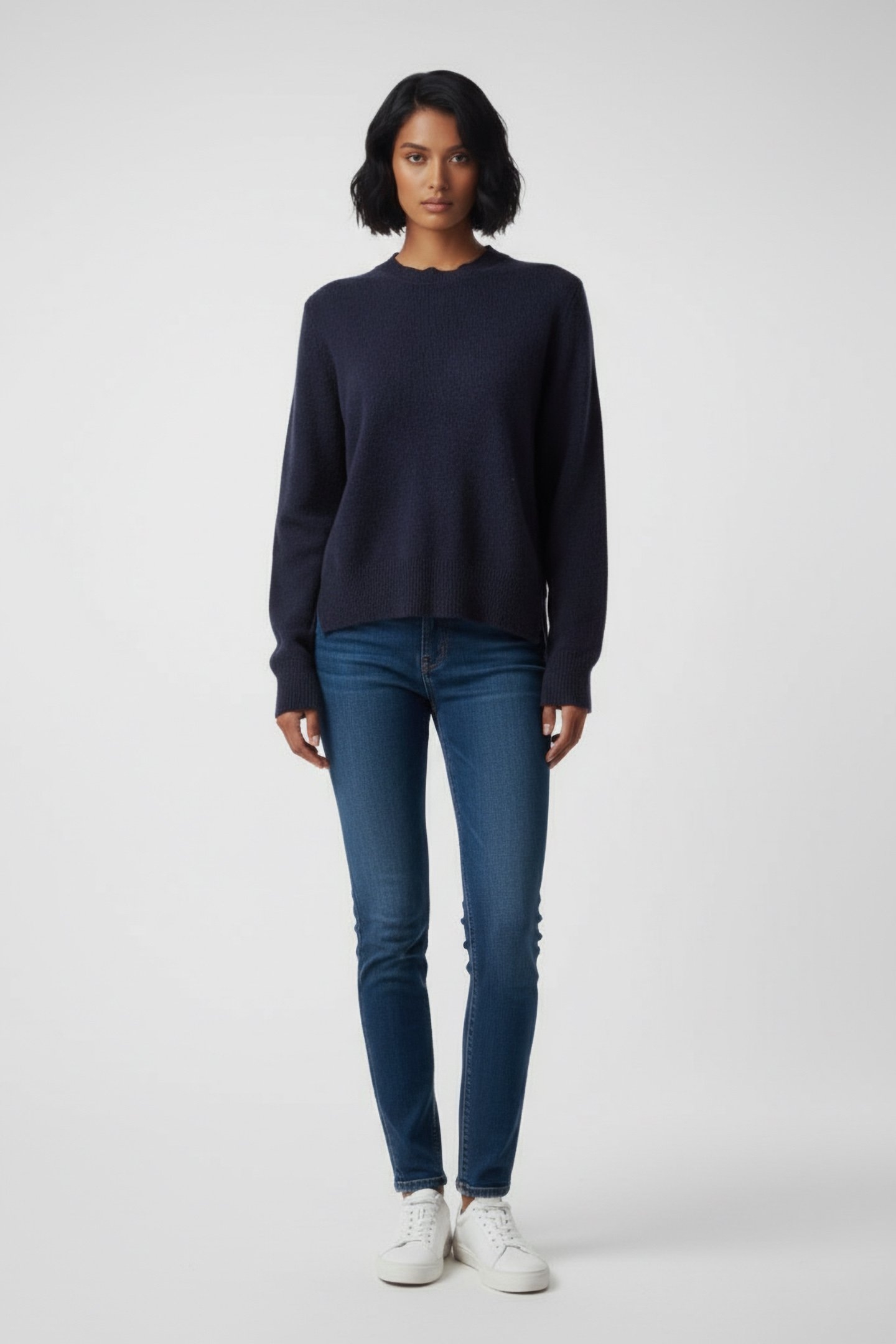 CASTANALF ROUND NECK MIDNIGHT NAVY 1