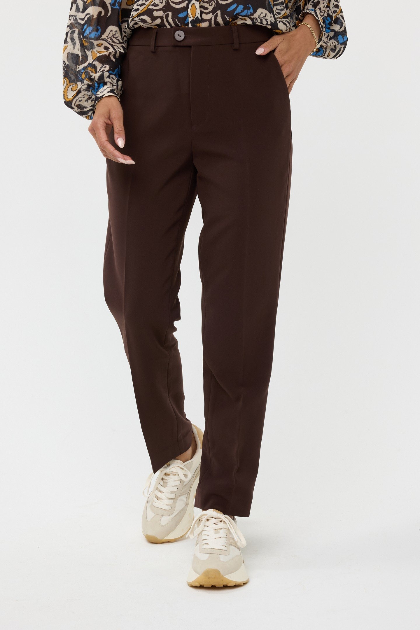 TROUSERS CHINO CITY CHOCOLATE 2