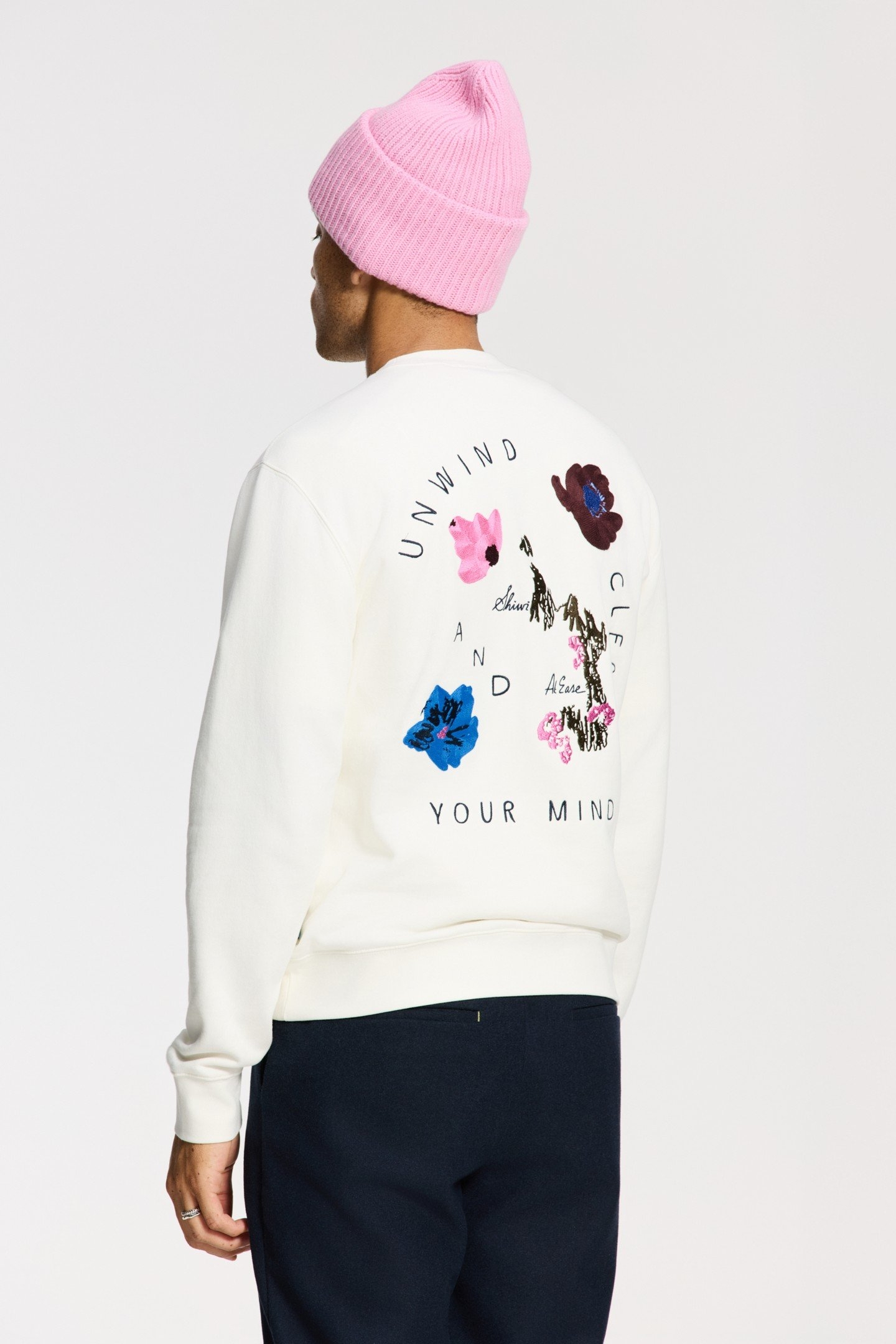 DAN REGULAR FIT SHIWI UNWIND SWEATER WHITE 4