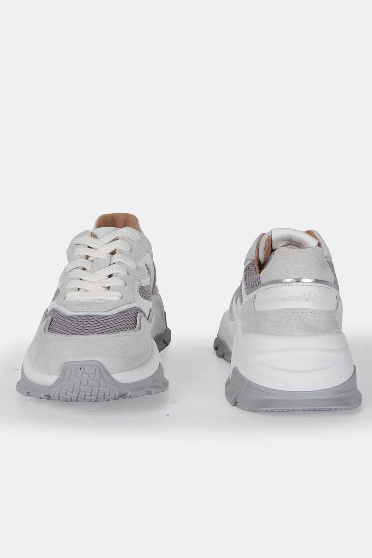 CHESTER WHITE / LT. GREY 4