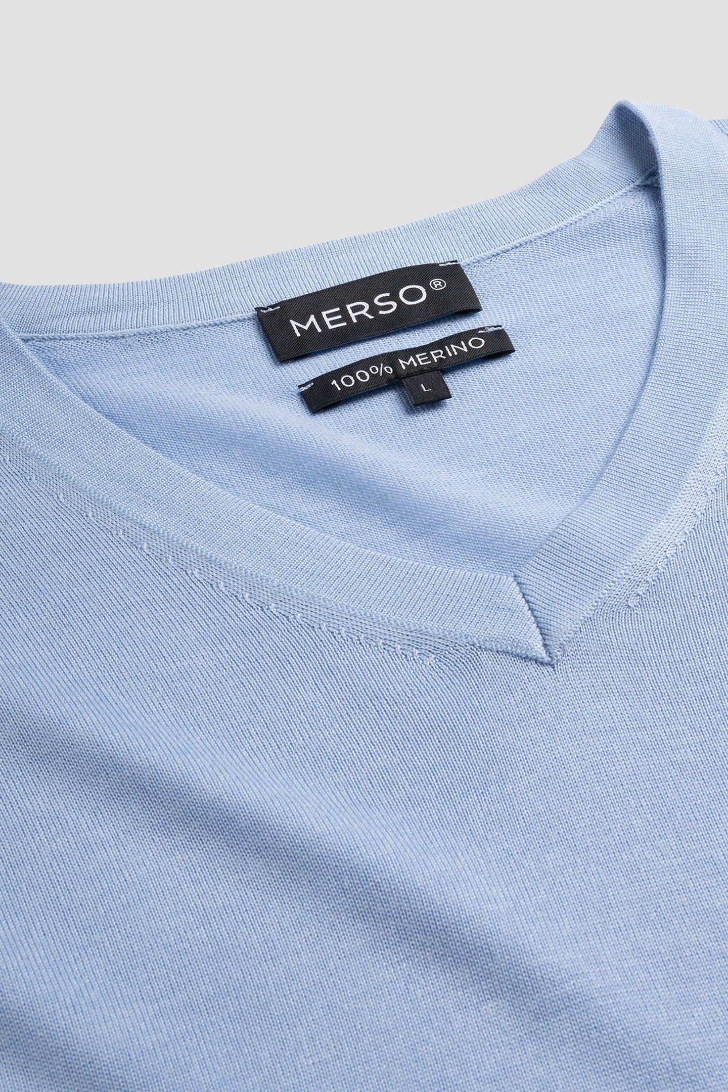 V NECK100% MERINO ALPINE BLUE 5