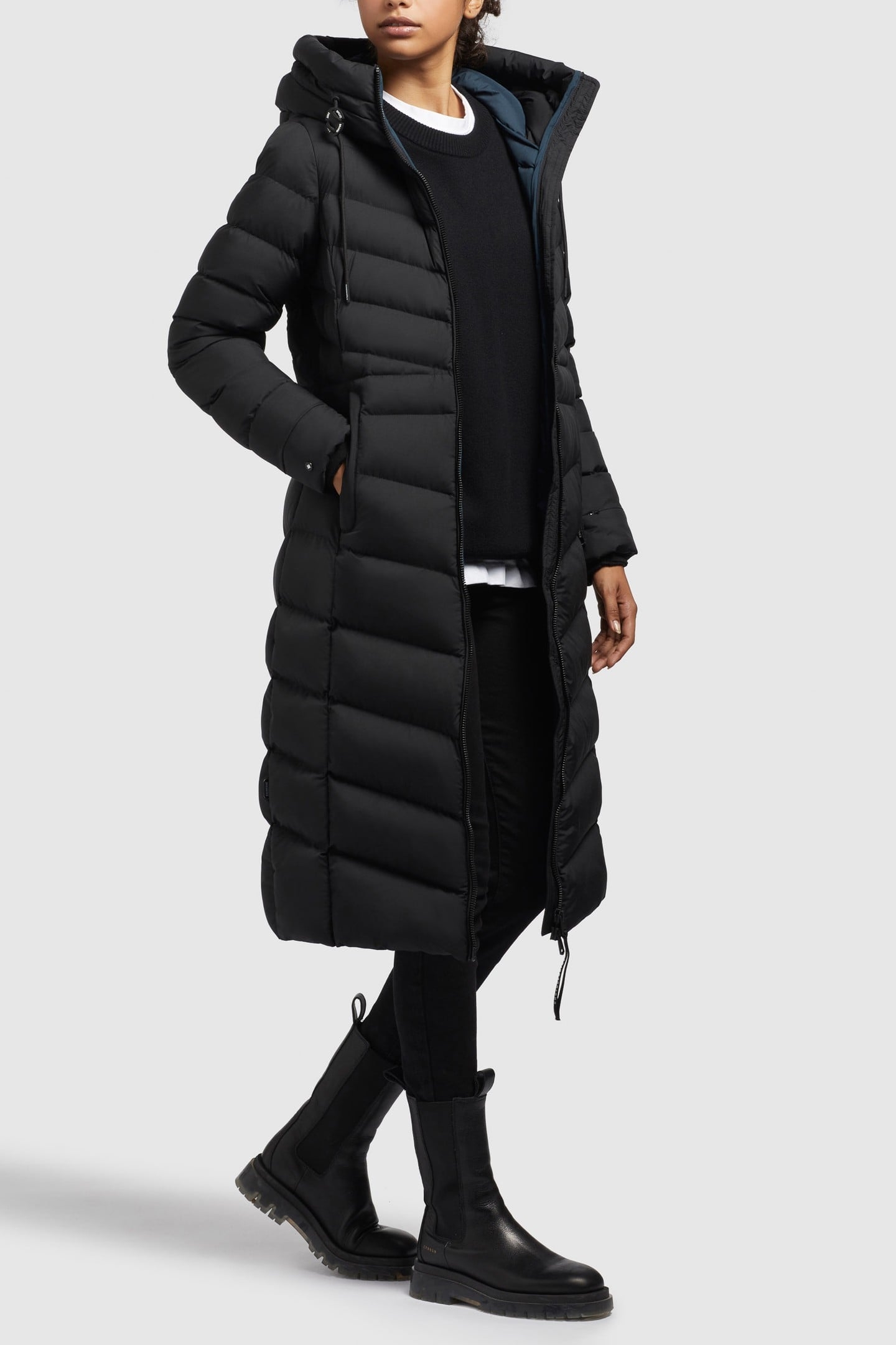 INGRAM3 MATT BLACK 1