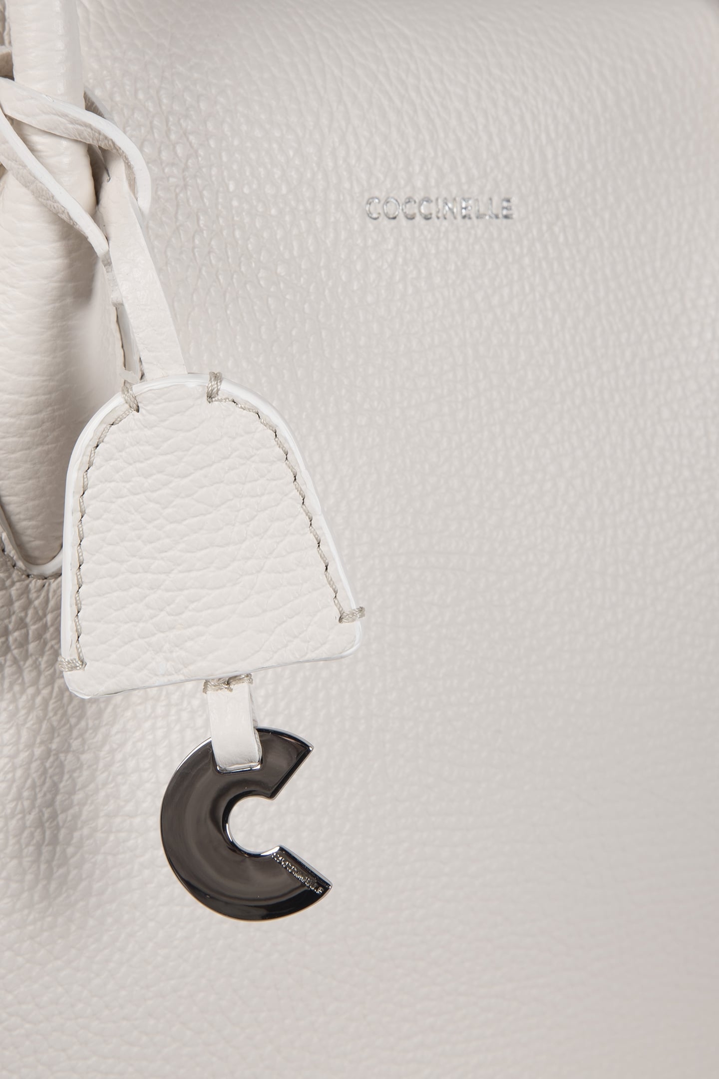 LEATHER MEDIUM SATCHEL BAG IN CREAM 5